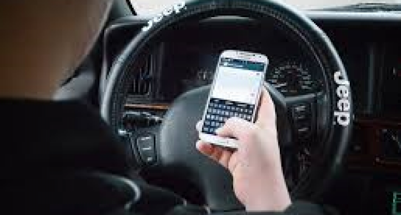 Risk Management Tips to Mitigate Losses from Distracted Driving